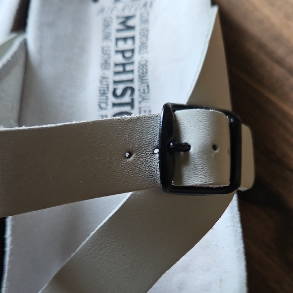 Mephisto Women's Helen White Air Relax Sandals - Picture 13 of 13